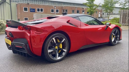 2021 Ferrari SF90 Assetto Fiorano