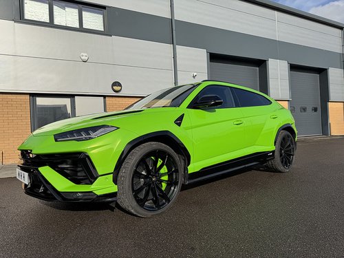 2024 Lamborghini Urus V8 4L Biturbo S