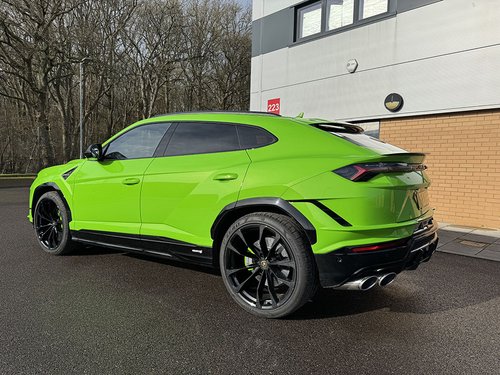 2024 Lamborghini Urus V8 4L Biturbo S