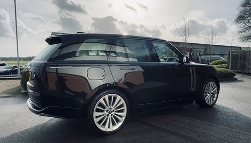 2024 Range Rover Autobiography P400