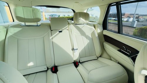 2024 Range Rover Autobiography P400