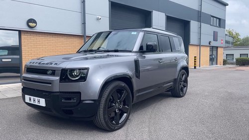 2021 Land Rover Defender X-Dynamic S Phev
