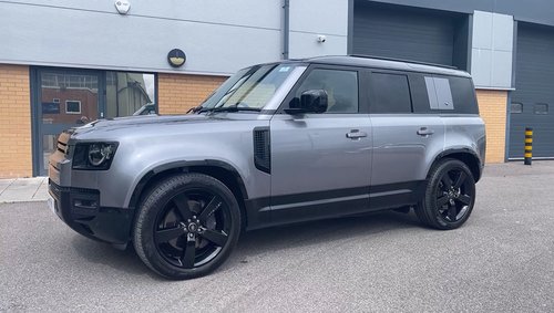 2021 Land Rover Defender X-Dynamic S Phev