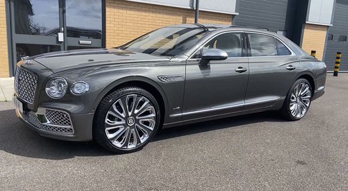 2023 Bentley Flying Spur W12 Mulliner - OS