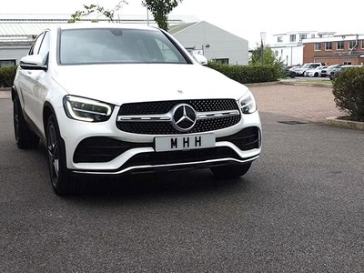 2021 Mercedes GLC 220d - Front