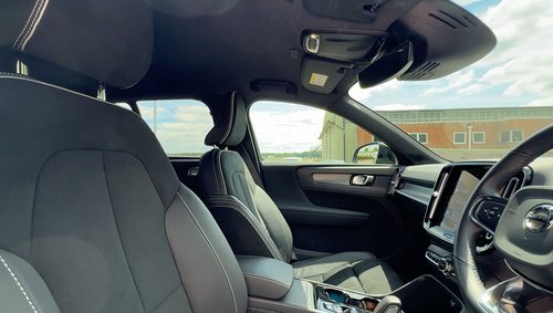 2021 Volvo XC40 R-Design T3