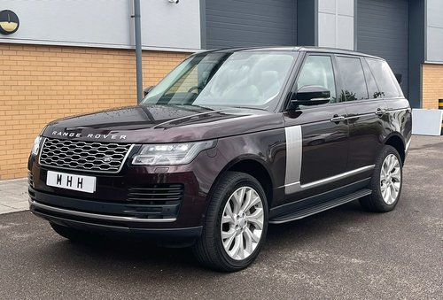 2021 Range Rover Vogue SE D300 MHEV