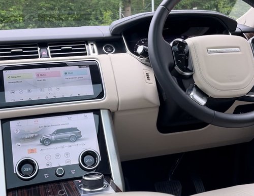 2021 Range Rover Vogue SE D300 MHEV