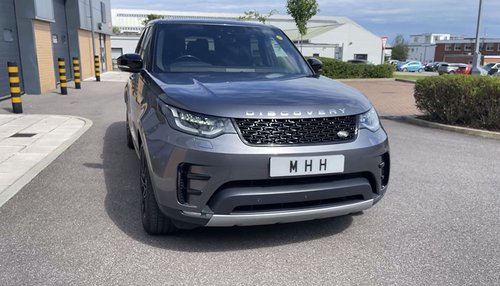2018 Land Rover Discovery TDV6 HSE Luxury - front