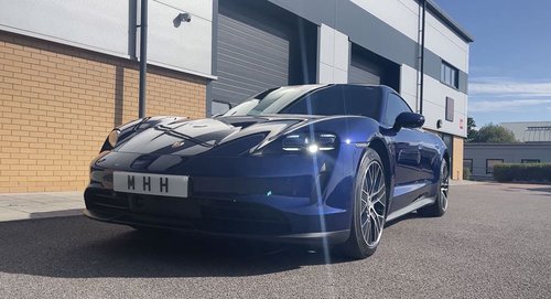 2020 Porsche Taycan 4S - Headlights