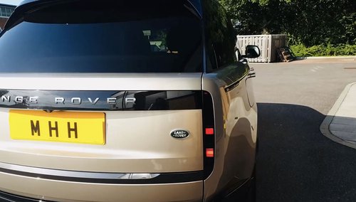 2022 Range Rover D350 HSE - Badge