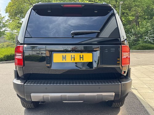 2025 Toyota Land Cruiser Invincible 2.8D