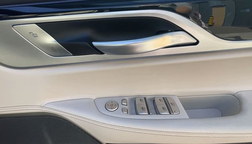 2019 BMW 745e M Sport - Door Card