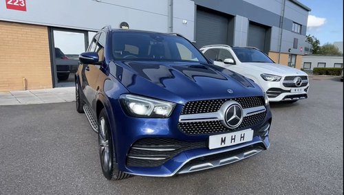 Mercedes Benz GLE 300d - Front