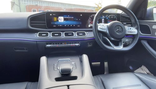 Mercedes Benz GLE 400d - Cockpit