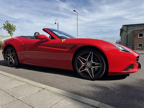 2015 Ferrari California T Convertible
