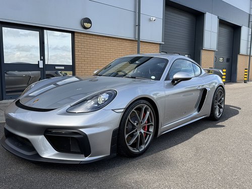 2023 Porsche 718 Cayman GT4 Coupe