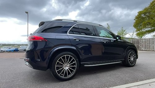 2021 Mercedes GLE 300d AMG Line