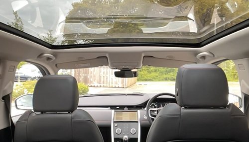 2022 Land Rover Discovery Sport HSE P300e Hybrid - interior