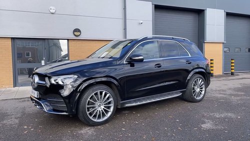 2020 Mercedes GLE300d AMG Line Premium - Side
