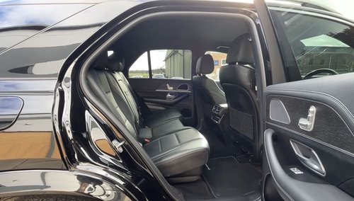 2020 Mercedes GLE300d AMG Line Premium - Middle Row