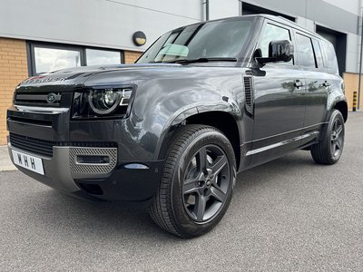 2025 Land Rover Defender 110 P300e X-Dynamic HSE