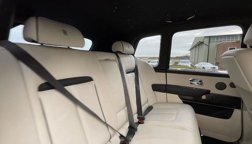2020 Rolls Royce Cullinan - Rear Seats