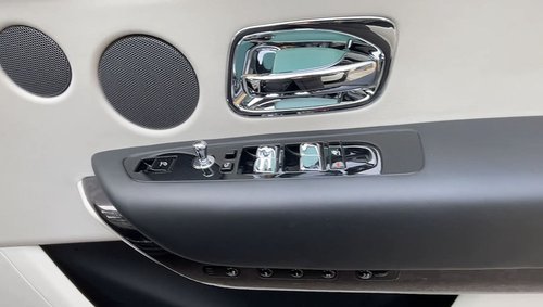 2020 Rolls Royce Cullinan - Switches