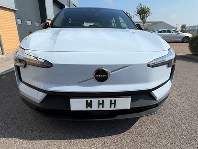 2024 Volvo EX30 Plus AWD