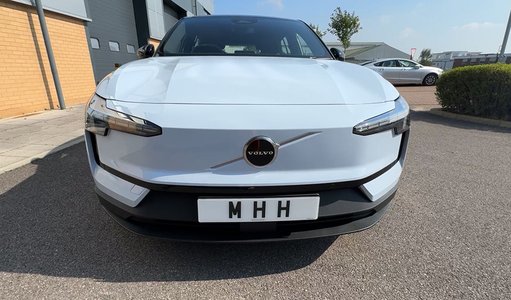 2024 Volvo EX30 Plus AWD