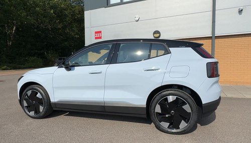 2024 Volvo EX30 Plus AWD