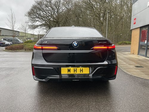 2023 BMW i7 xDrive60 M Sport - Rear