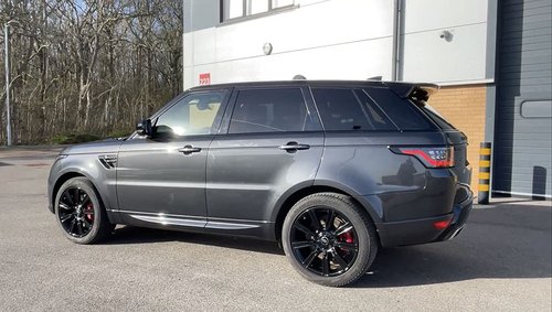2020 Range Rover Sport HSE P400e - Side