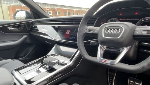 2024 Audi Q8 Black Edition 50 TDI Quattro - Control Panel