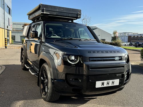 2022 Land Rover Defender X-Dynamic 110 HSE