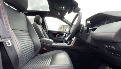 2022 Land Rover Discovery Sport R-Dynamic HSE P300e - Front Seat
