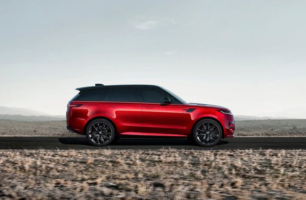 2023 Range Rover Sport - Side