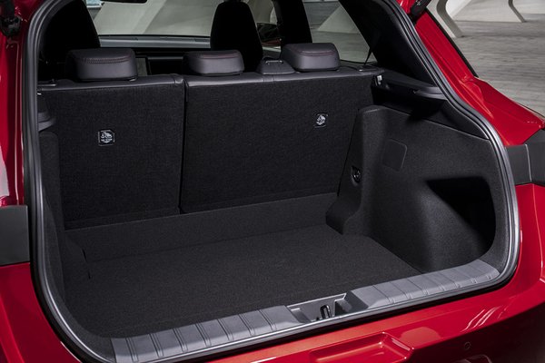 Lexus LBX Hybrid - Boot