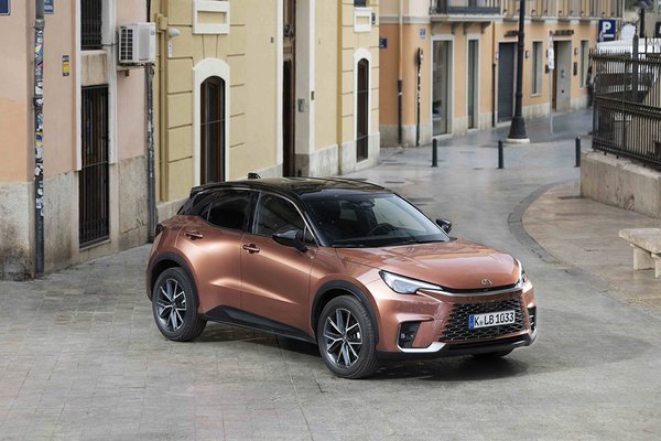 Lexus LBX Hybrid - NS