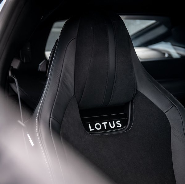 Lotus Emira - Seat