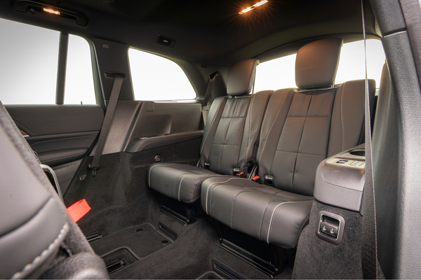 MB GLS Interior 3