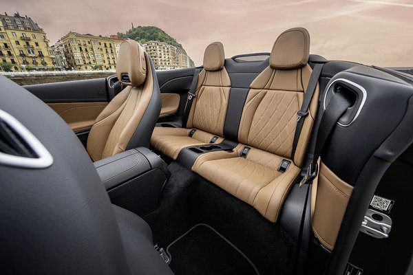 Mercedes-Benz CLE Cabriolet - Seats