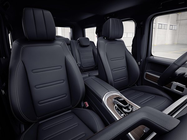 Mercedes-Benz G400 - Seats