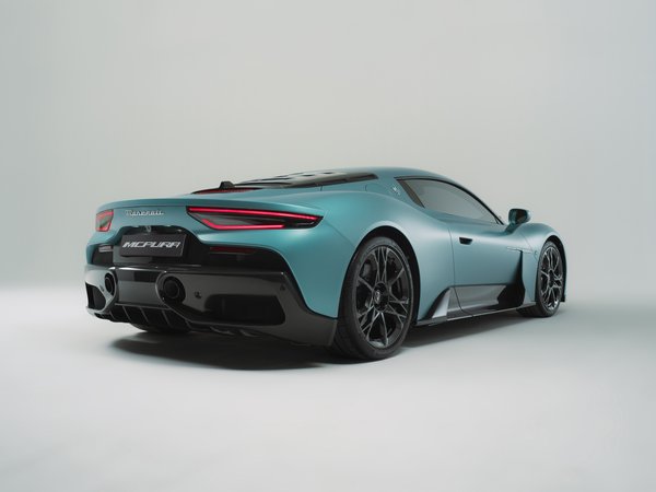 Maserati MCPURA Back