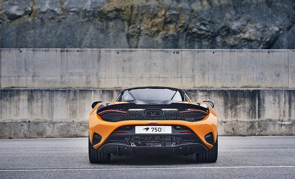 McLaren 750S - Rear
