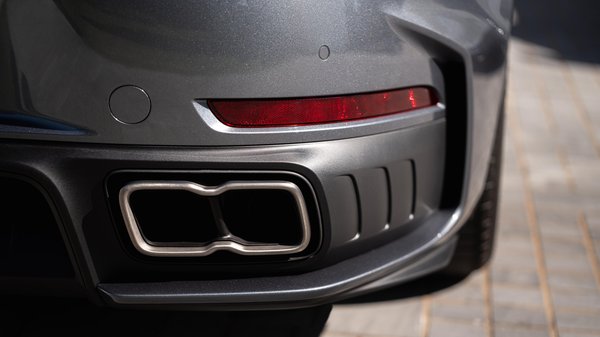 Porsche 911 Turbo S Close