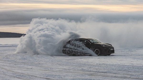 Porsche Macan EV prototype - on snow