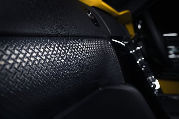 Rolls Royce Black Badge Cullinan - Trim