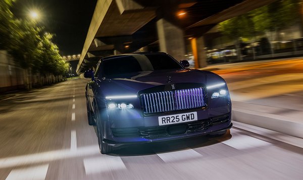 Rolls Royce Black Badge Spectre EV