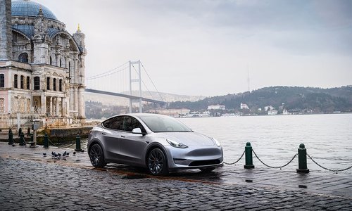 EV Buyers Dilemma: Mercedes EQE vs Tesla Model Y